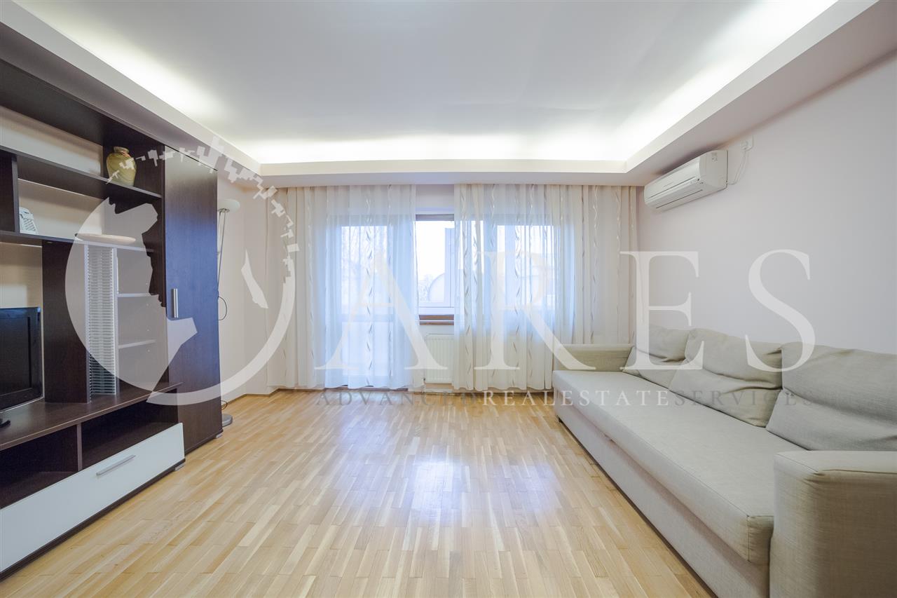 Vanzare Apartament 4 Camere Mall Vitan Mobilat