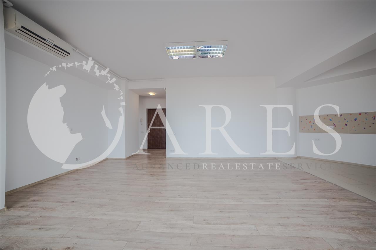 Vanzare Apartament 3 Camere Mall Vitan