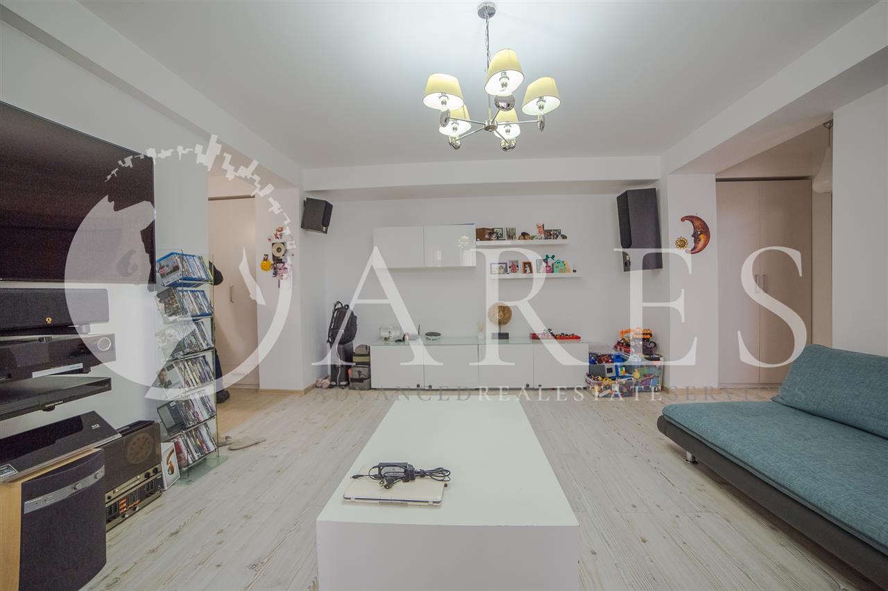 Vanzare Apartament 2 Camere Vitan Auchan