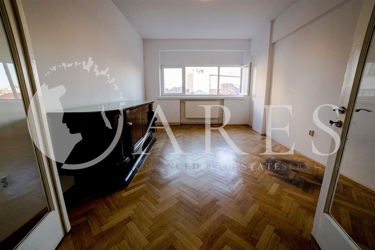 Inchiriere Apartament 4 Camere Romana