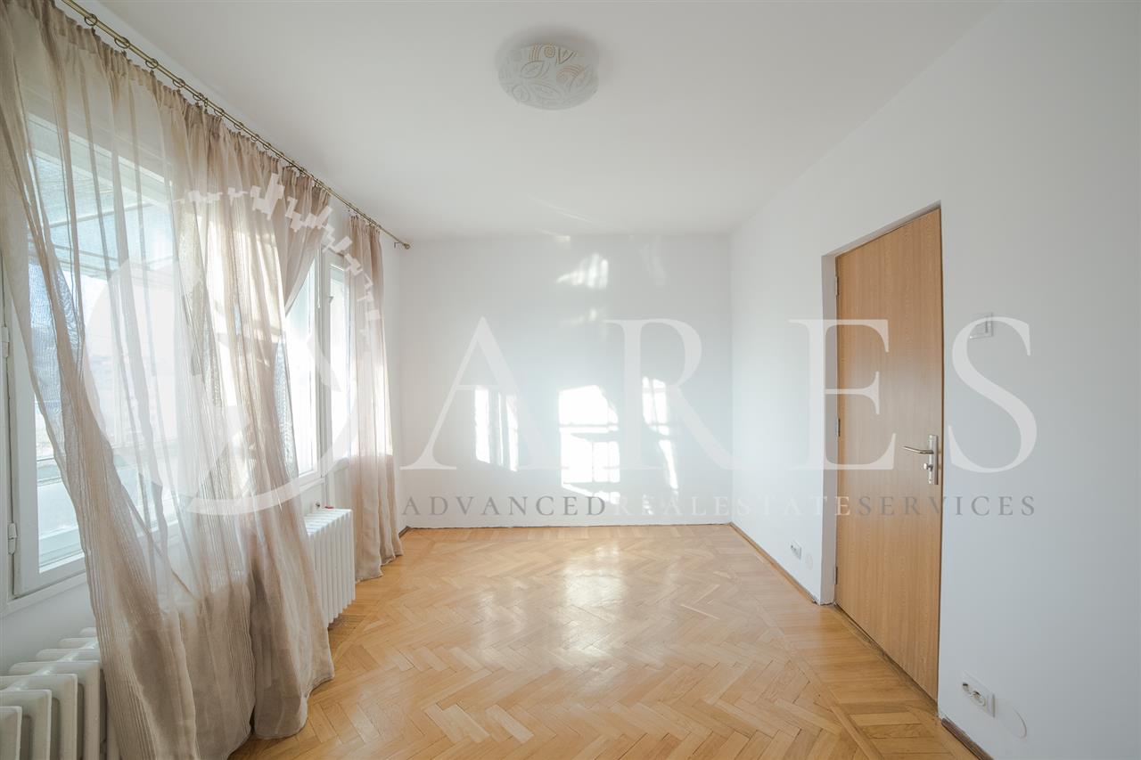 Inchiriere Apartament 4 Camere Romana Ultracentral Nemobilat