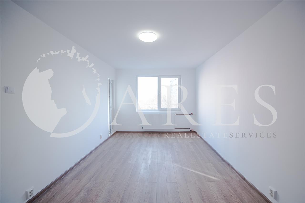 Vanzare Apartament 2 Camere Costin Georgian