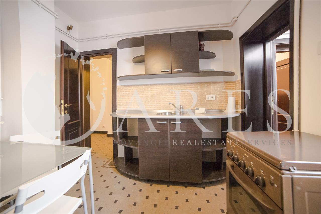 Inchiriere Apartament 4 Camere Romana