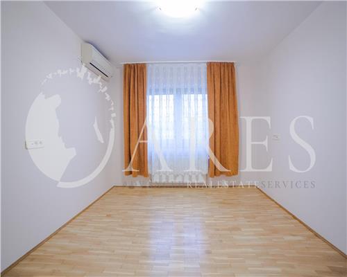 Vanzare Apartament 4 Camere Mall Vitan Mobilat