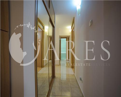 Vanzare Apartament 4 Camere Mall Vitan Mobilat