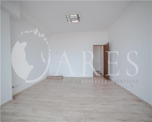 Vanzare Apartament 3 Camere Mall Vitan