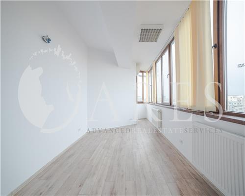 Vanzare Apartament 3 Camere Mall Vitan