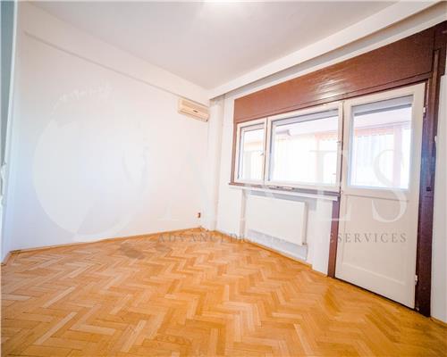 Inchiriere Apartament 4 Camere Romana