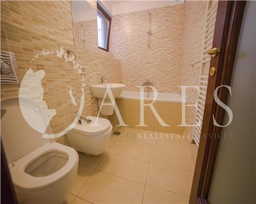 Inchiriere Apartament 4 Camere Romana Penthouse Nemobilat