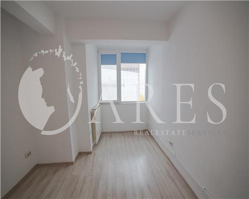 Inchiriere Apartament  3 Camere Calea Victoriei Nemobilat